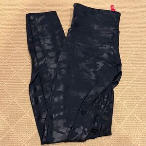 SPANX Black Camouflage Leggings size M